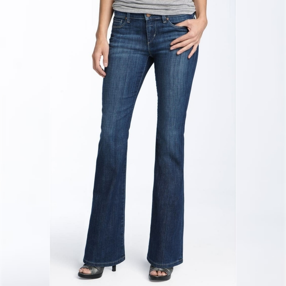 Joe's Jeans Denim - 👖 Joe's Provocateur Petite Bootcut Stretch Jeans